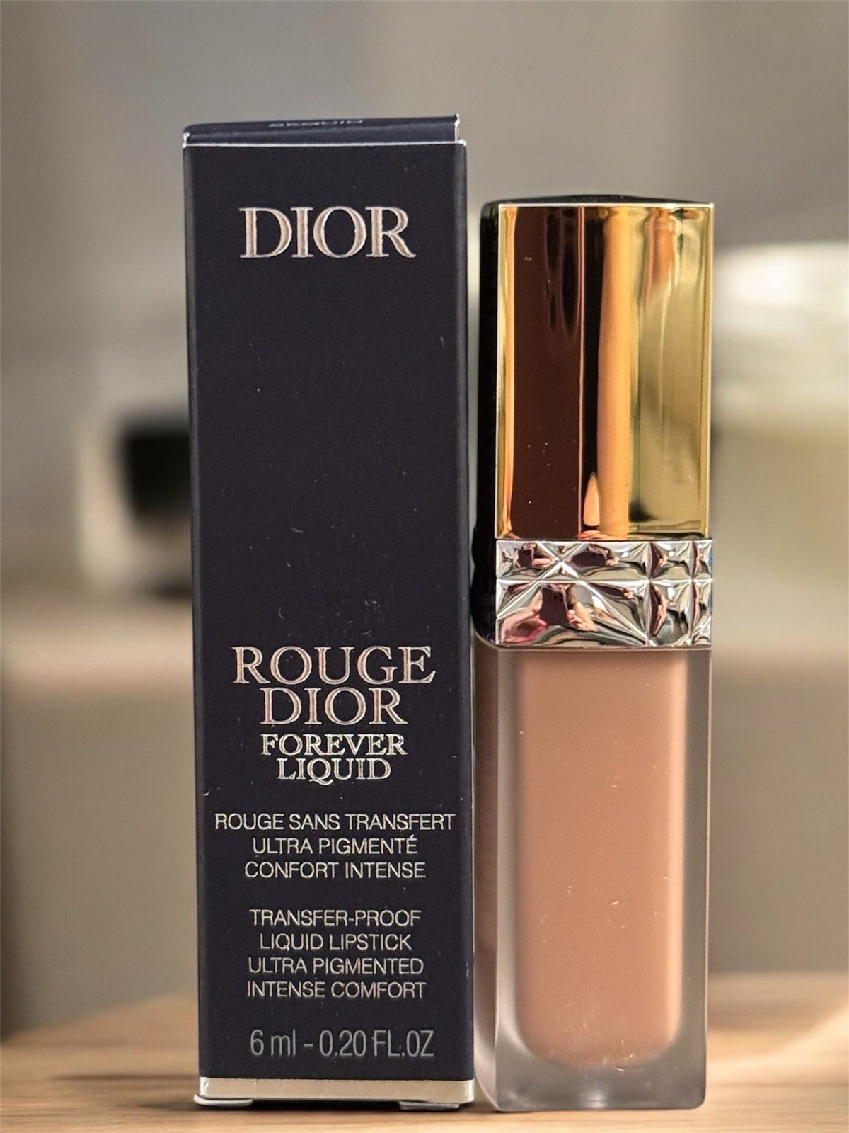 Rouge Dior Forever Liquid Sequin Limited Holiday Edition 113