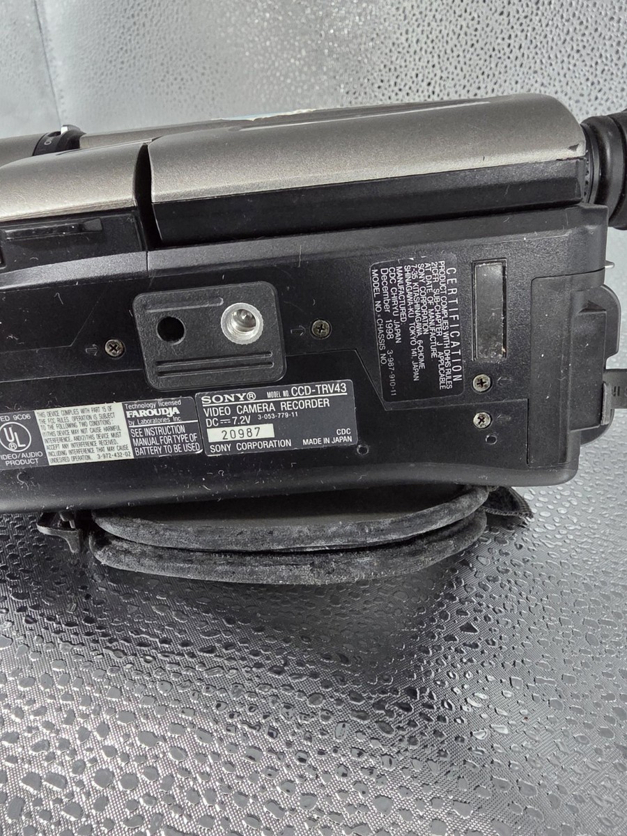 Sony Handycam Vision CCD-TRV43 Hi8 Camcorder 330x Zoom Nightshot