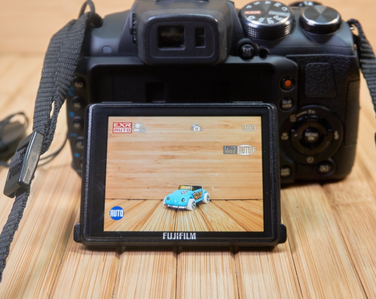 Fujifilm FinePix HS25 EXR 16MP Digital Camera, 30x Optical Zoom | eBay