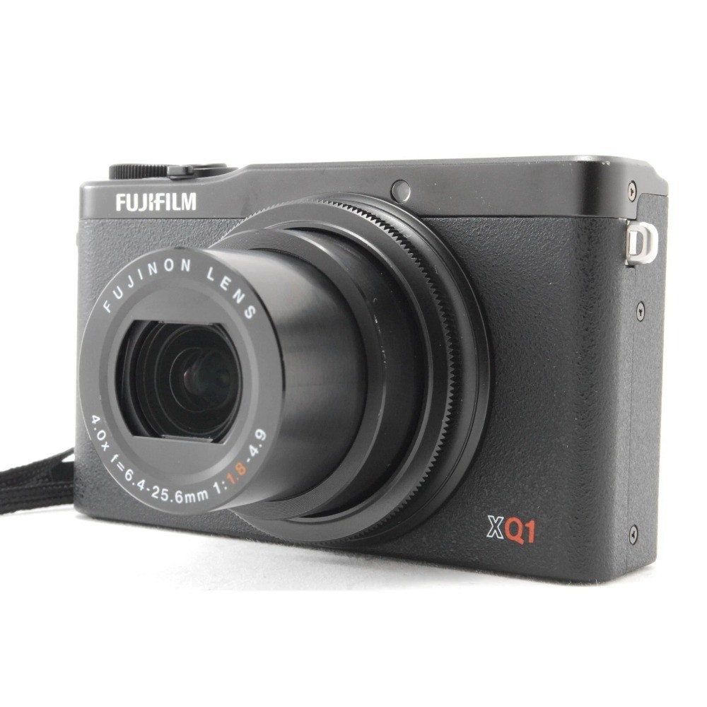 FUJIFILM XQ1 Digital Camera 12 MP 4x Optical Zoom 1080p HD Video