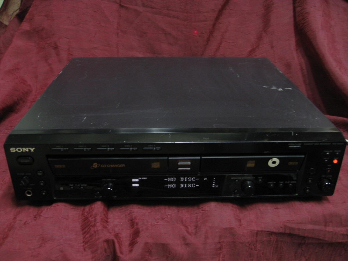 Sony RCD-W500C CD Recorder dubbing 5 compact Disc Changer