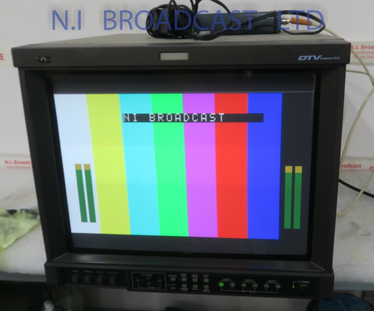 JVC DT-V1710CG 17inch CRT HD monitor (retro gaming), HDSDI / RGB