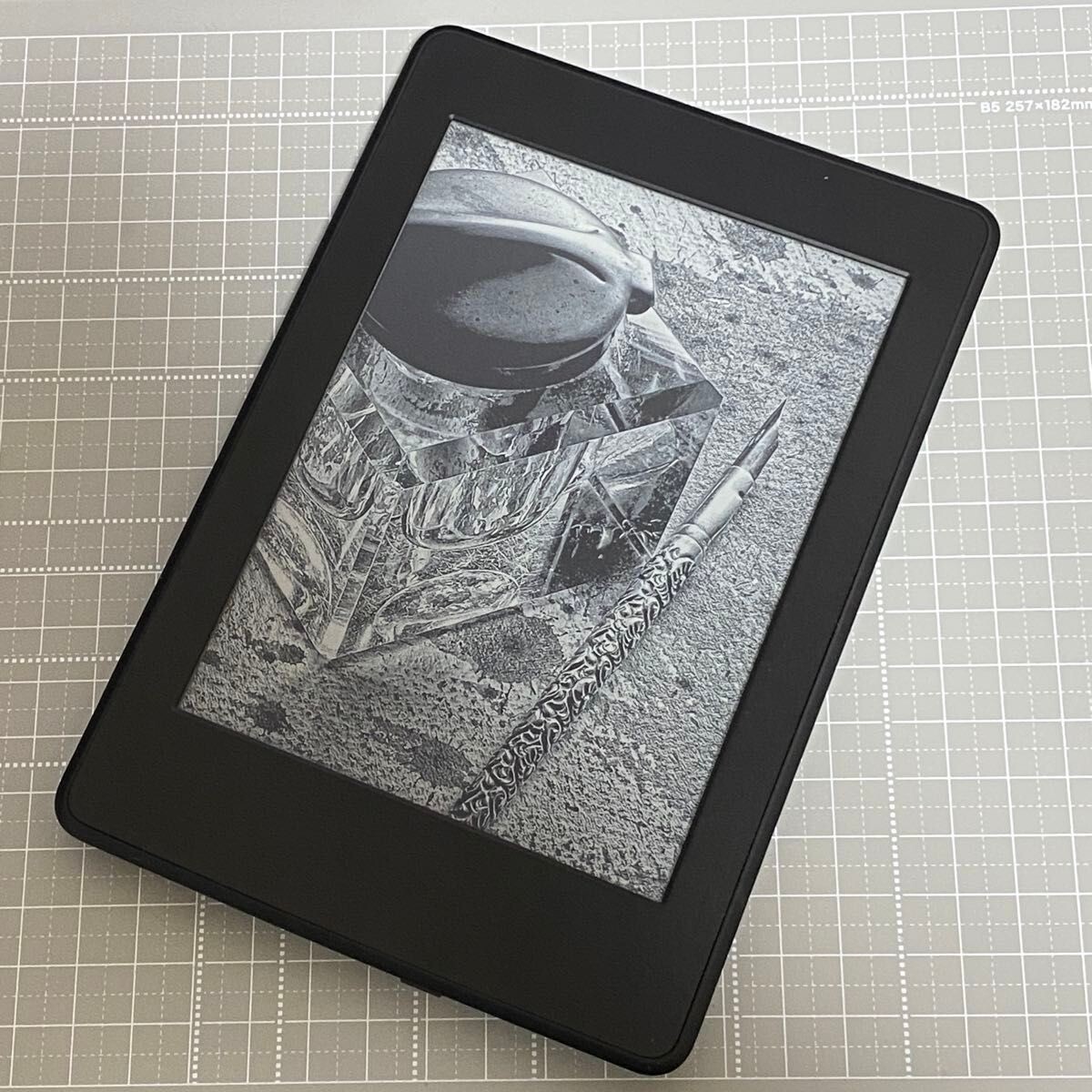 Amazon Kindle Paperwhite Manga Model 32GB 7th Gen WiFi Black Used