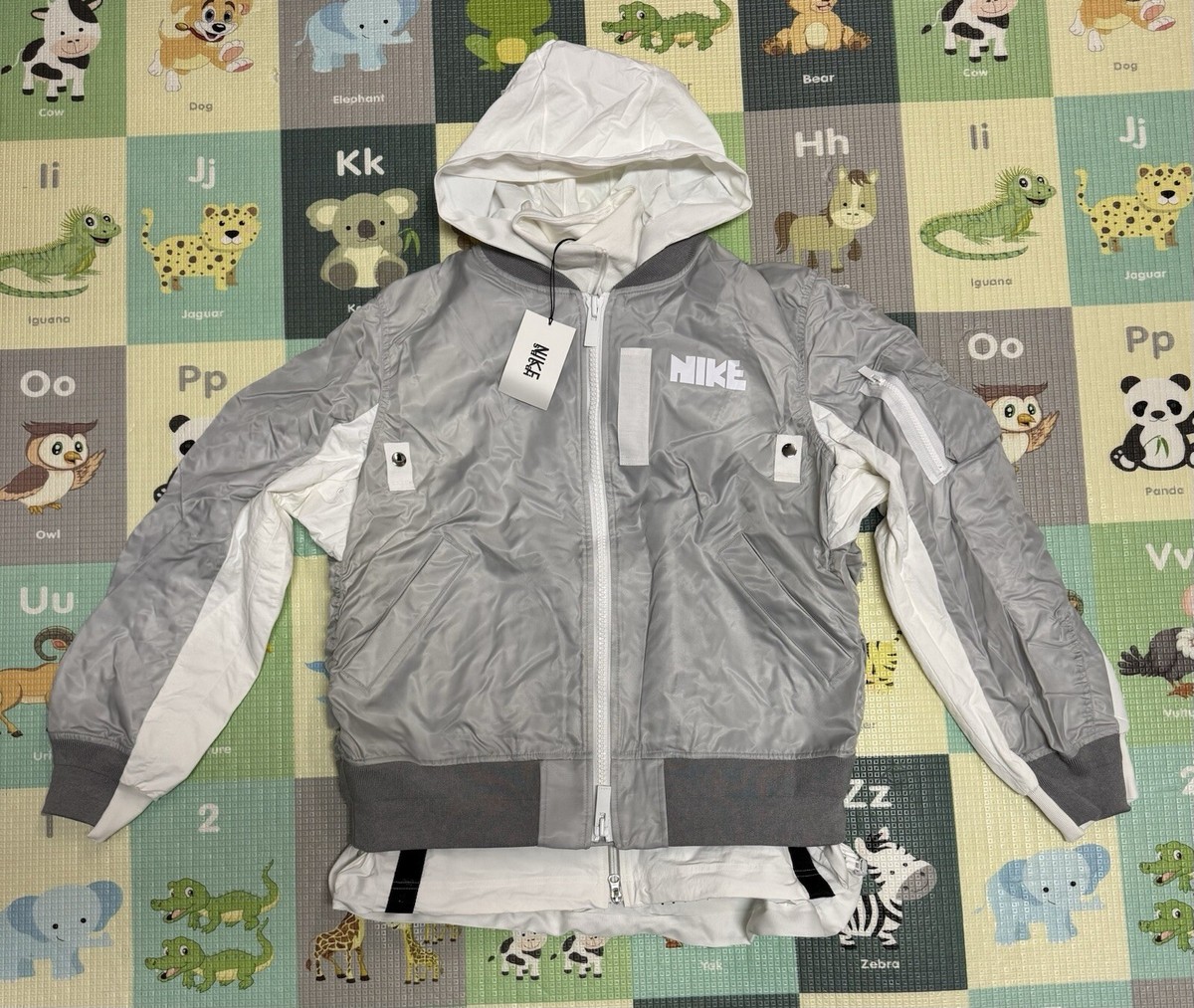 Nike x Sacai Layered Bomber Jacket Grey White Women's Sz Medium