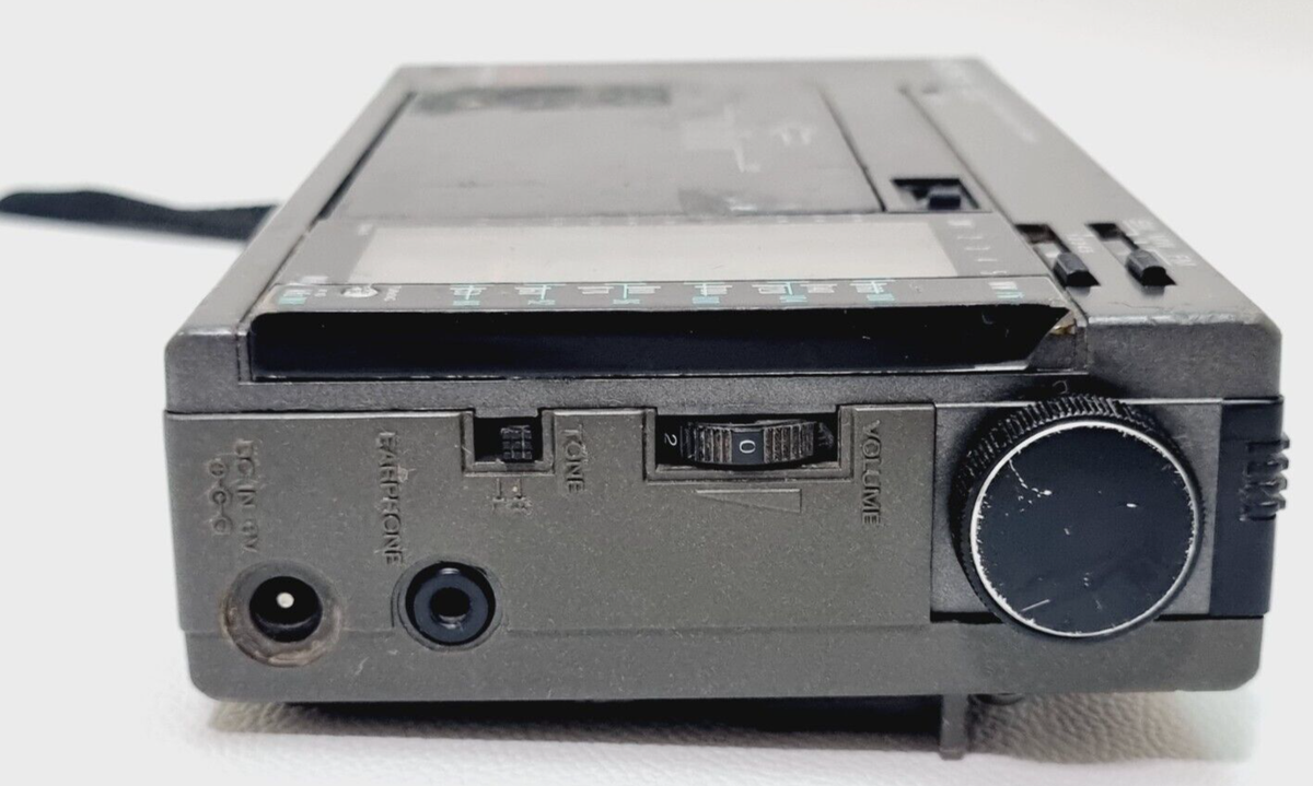 Sony WA-5000 - 7 Band Radio Cassette-Corder Model SW-AM-FM - NOT