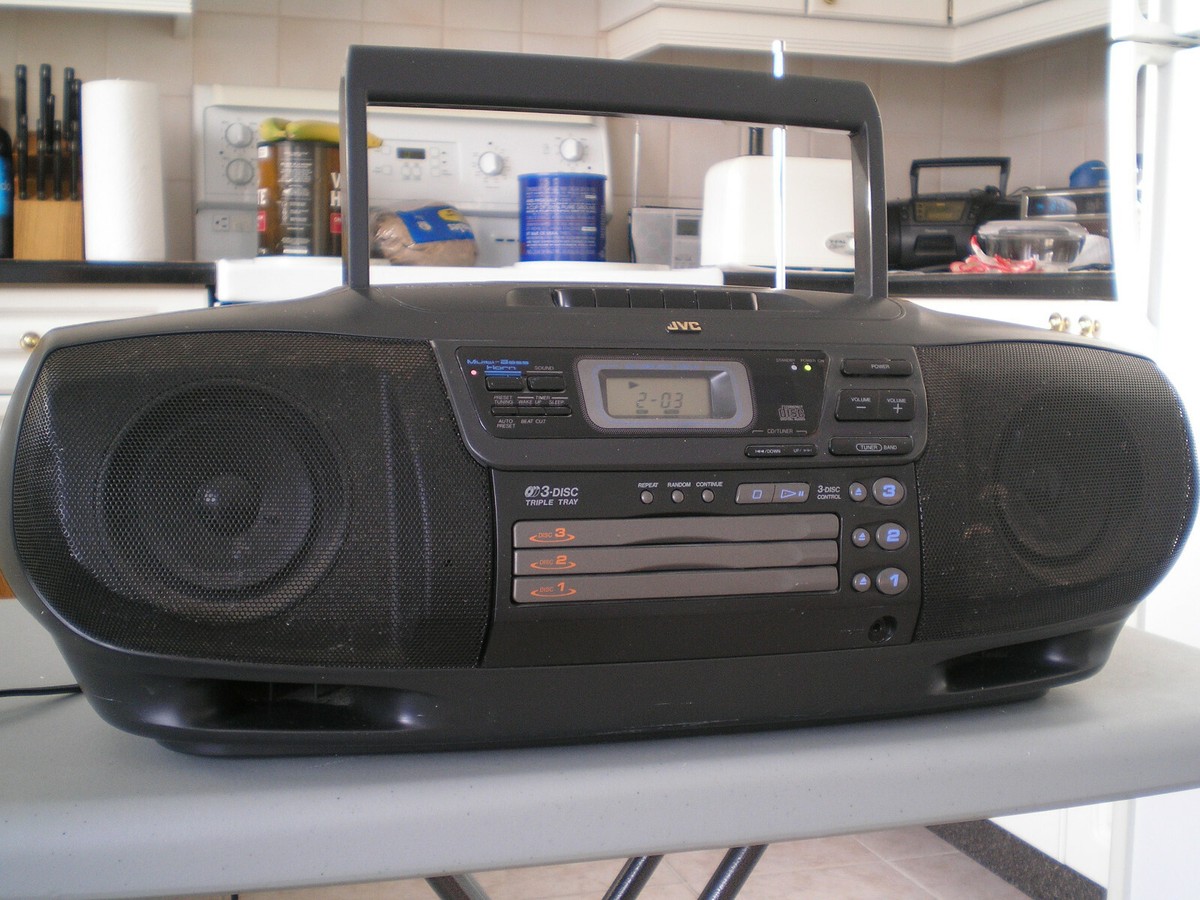 JVC RC-XC1 portable boombox digital tuner AM/FM stereo with CD