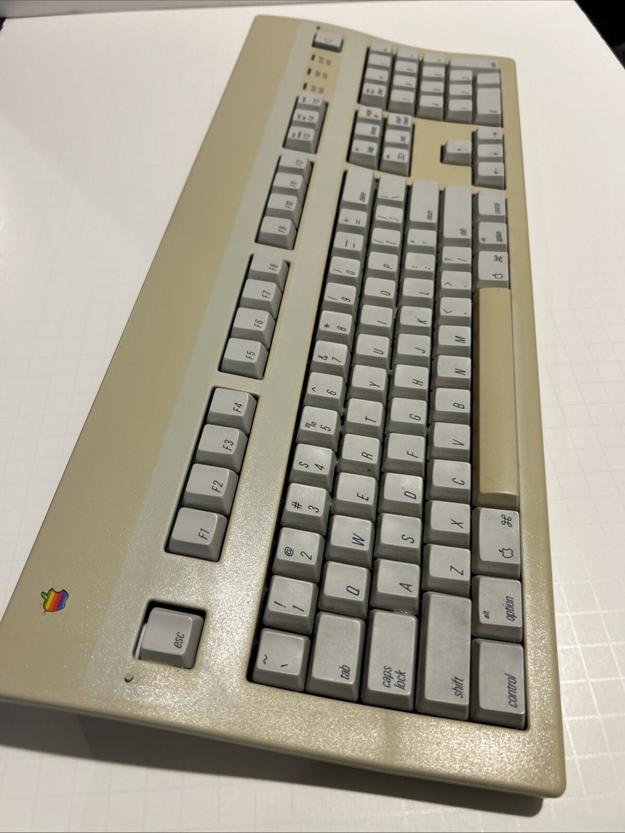 Apple Extended Keyboard II # M3501 Mechanical Numeric Keyboard