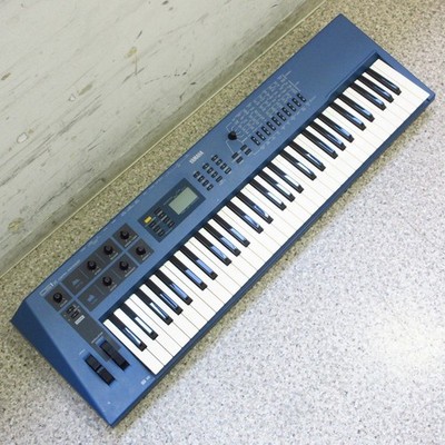 Yamaha CS1x 1996 Synthesizer Blue 90s Dance Techno Keyboard w