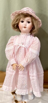 Antique German WELSCH MOA Star 200 #4 Bisque Composition Doll 21