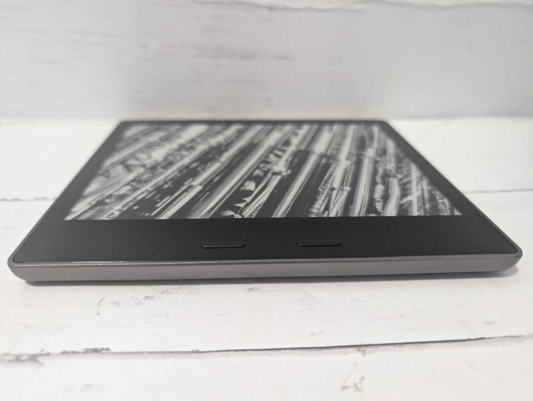 Kindle Oasis Wi-Fi 32GB 広告なし 第10世代 カバー付 Kindle Oasis 第