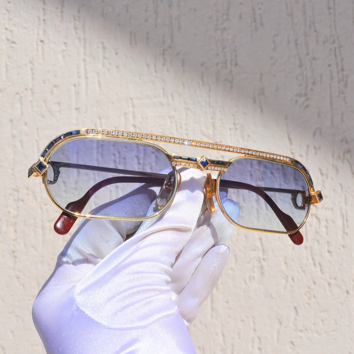 Cartier Must Aneé Folles sunglasses precious in golden diamonds