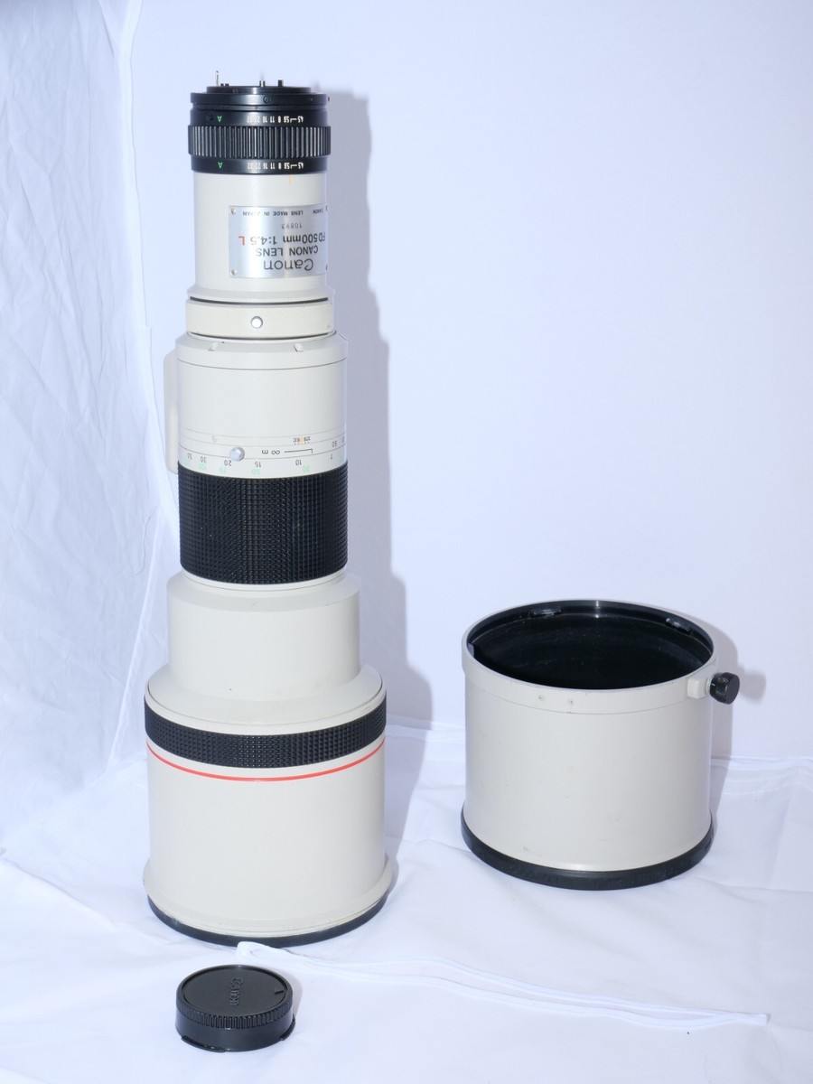 Canon FD 500mm f4.5 L telephoto Lens. Case. Hood. Caps. Canon F1n