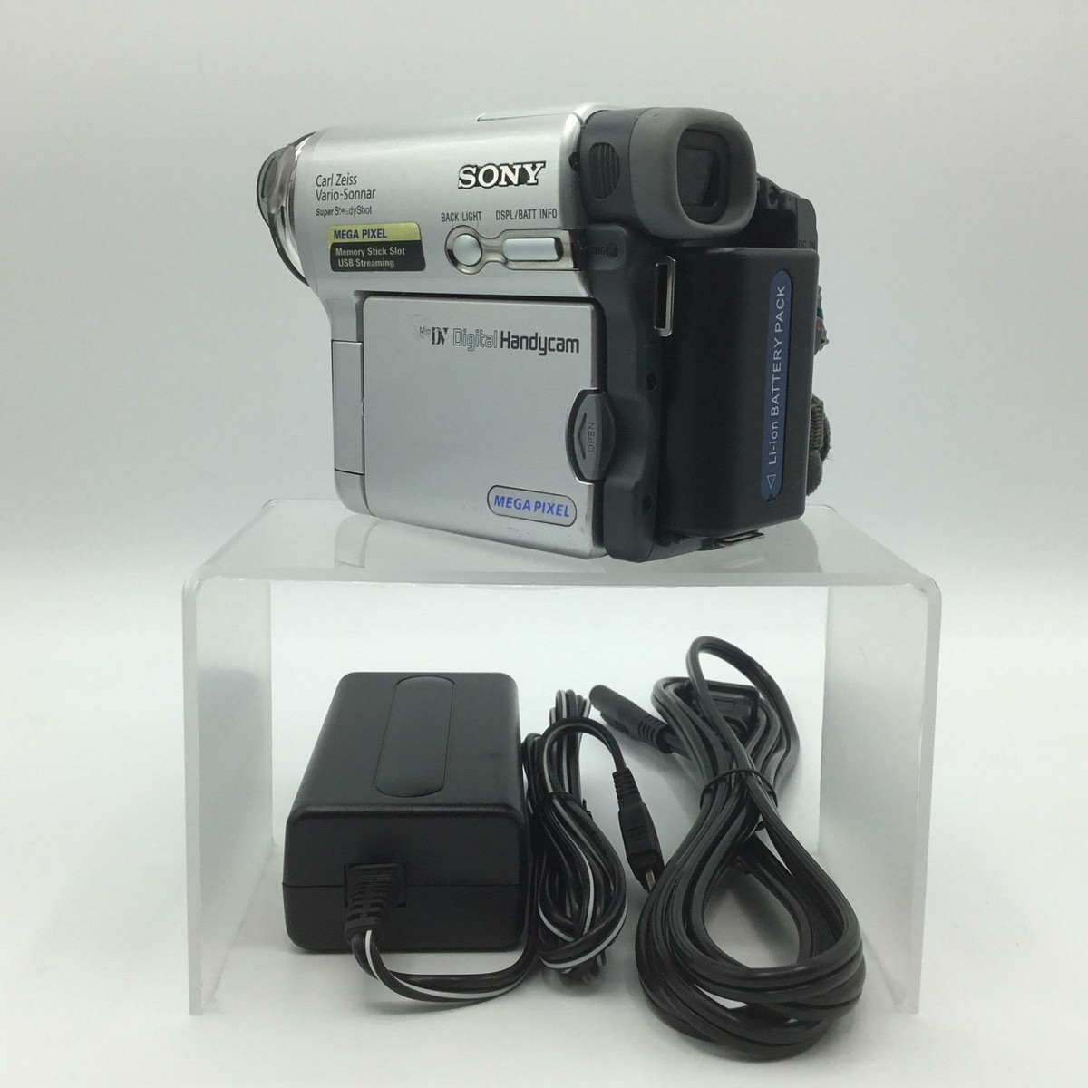 Sony NTSC MiniDV Camcorder Memory Stick USB Streaming Video