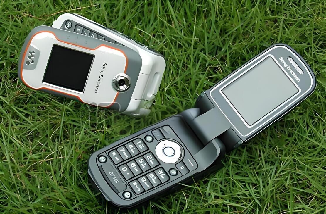 Original Sony Ericsson Z710 Z710i Bluetooth Unlocked Mobile Phone