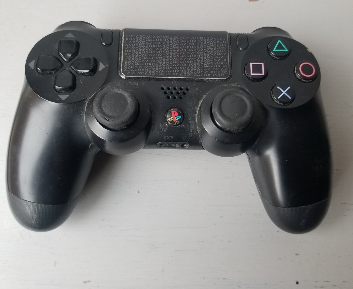 DualShock 4 Wireless Controller for PlayStation 4 Jet Black CUH