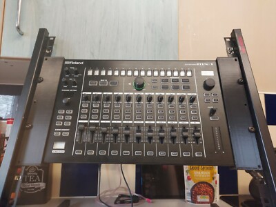 Roland MX-1 Aira Performance Mixer 19