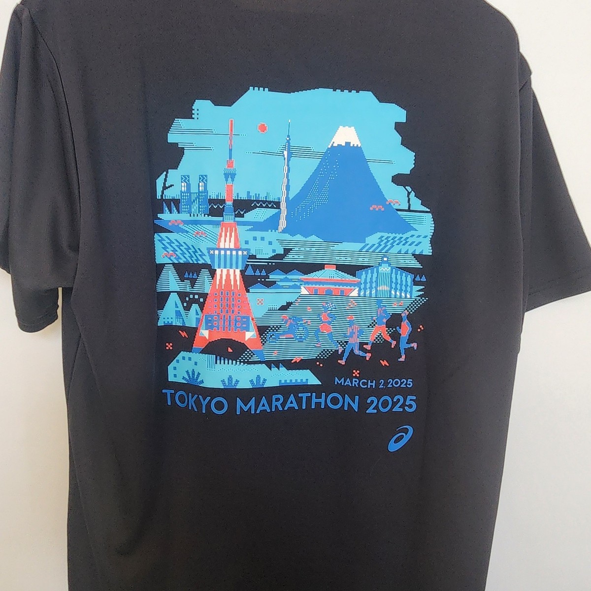 ASICS Tokyo Marathon 2025 Medium Shirt Black Souvenir Fuji SkyTree