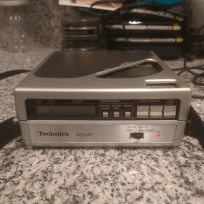 Technics Portable CD Player SL-XP7 with Case SH-CDB7 | eBay