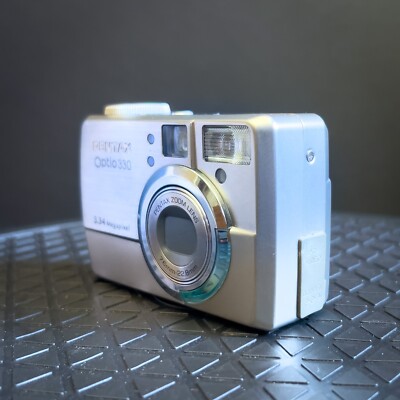 Pentax Optio 330 3.34 Megapixel CAMERA 7.6mm-22.8mm Lens - TESTED