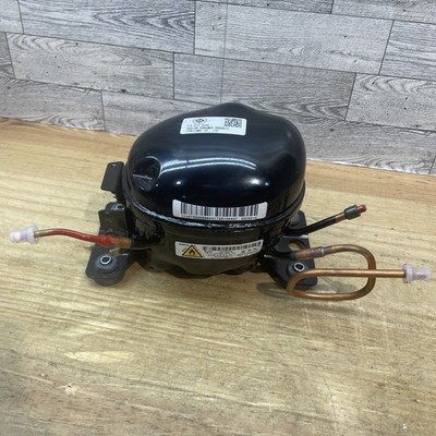 New Midea MRT18D3BWW Refrigerator Compressor DZ75Z1A