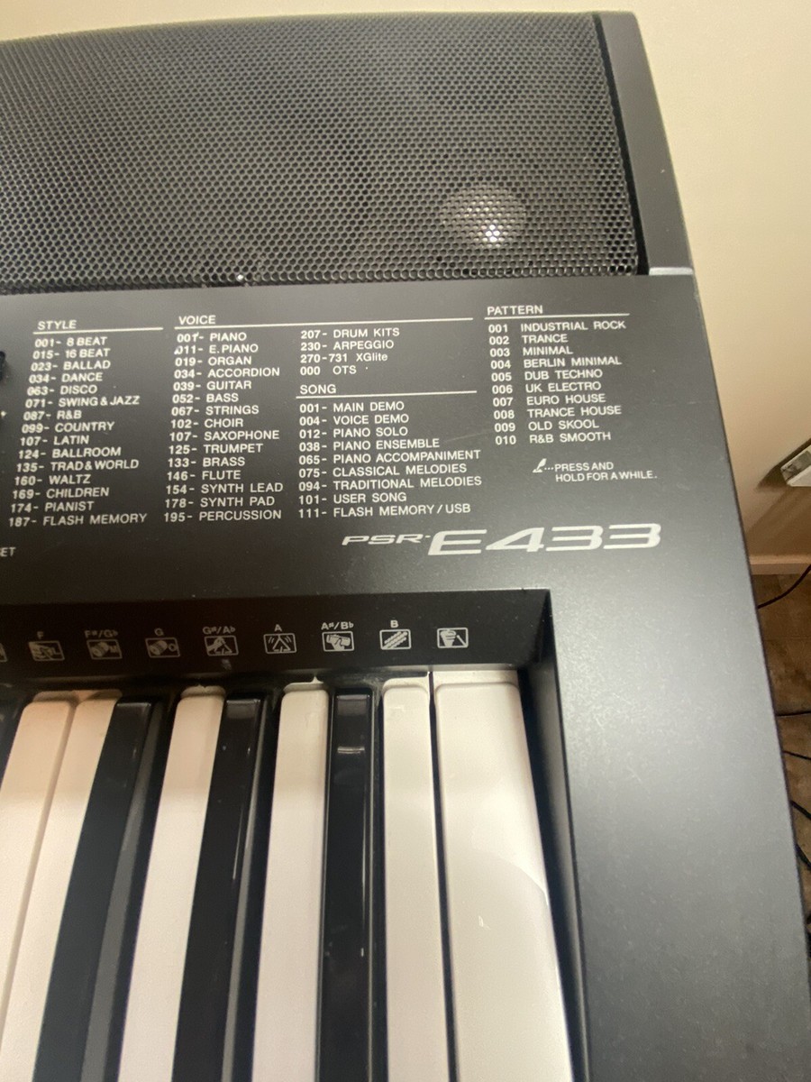 YAMAHA PSR-E433 PORTATONE 61 Keys Portable Keyboard(video in
