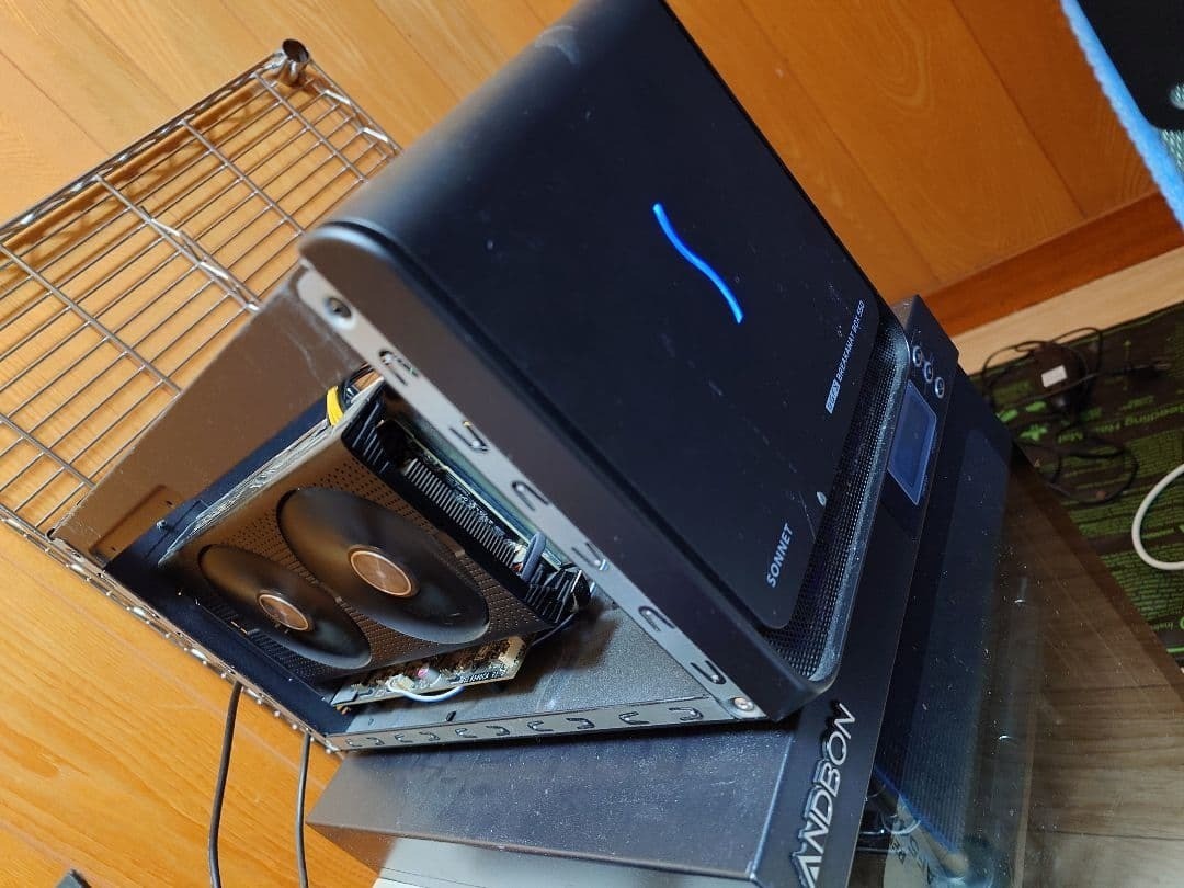 外付けハードディスク・ドライブ SONNET eGFX Breakaway Box GPU-550W