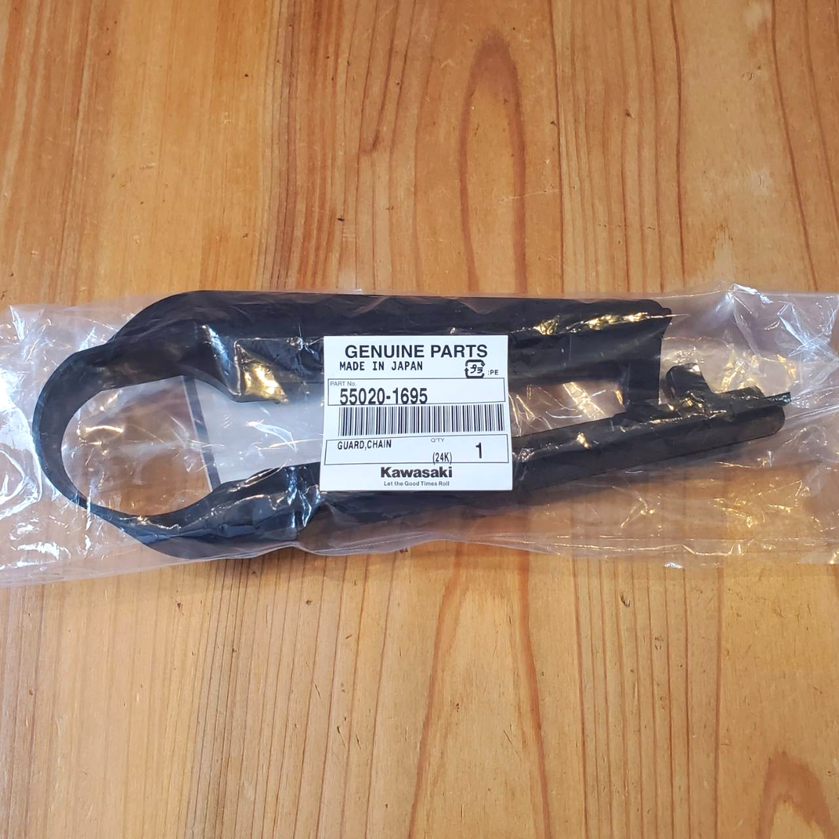 KAWASAKI Genuine 2000-2005 Ninja ZX-12R CHAIN GUARD 55020-1695 NEW