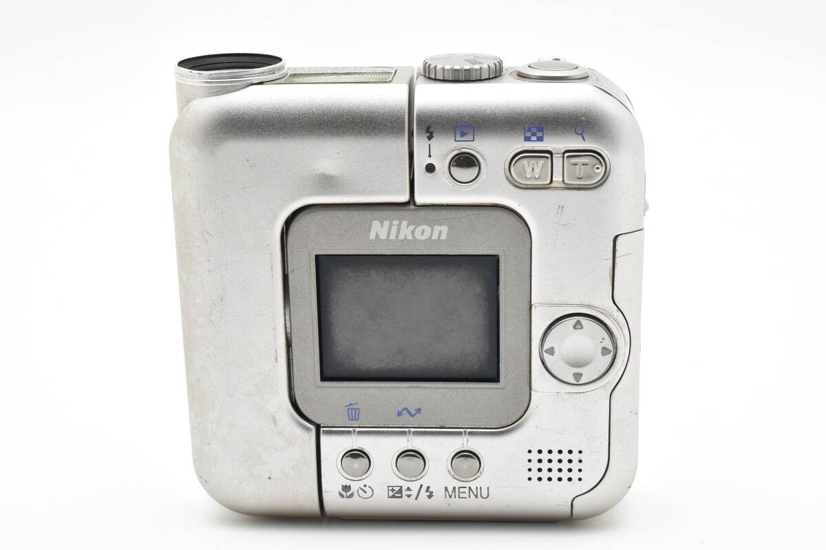 Junk - Nikon COOLPIX SQ Compact Digital Camera Silver English OK
