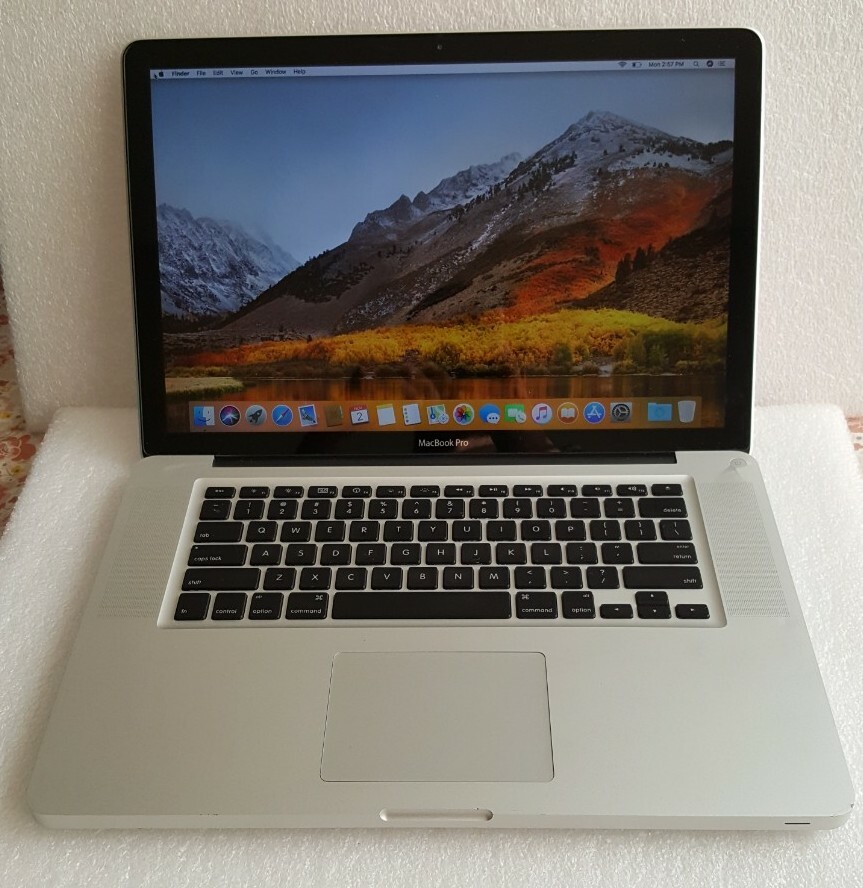 Apple MacBook Pro (15-Inch, Mid 2010) Core i7 2.66GHz 8GB Ram