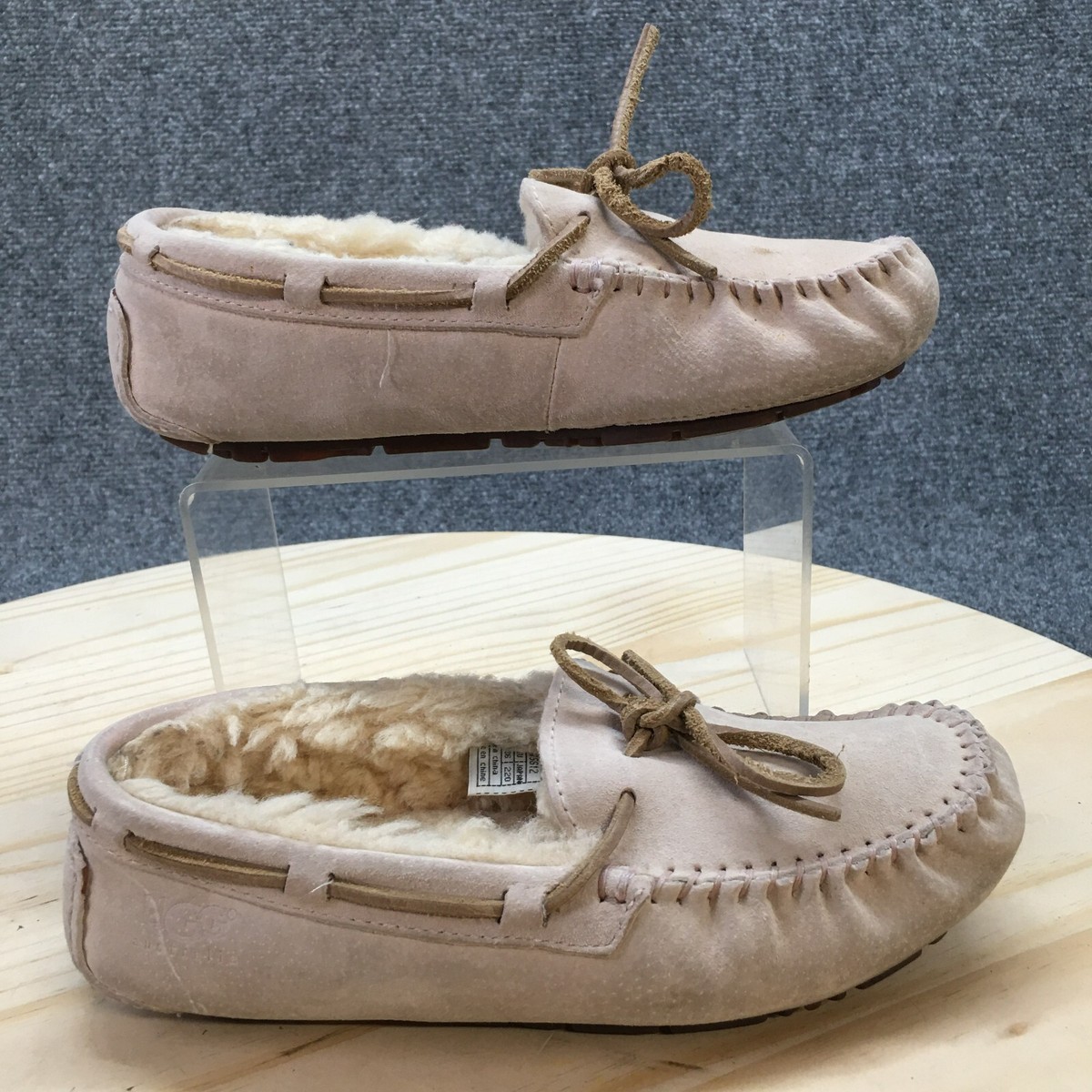 UGG Australia Slippers Womens 5 Dakota Moccasins Beige Leather