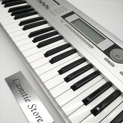 KORG TRITON Le 61 Key Synthesizer Keyboard Music Le61 Silver Japan
