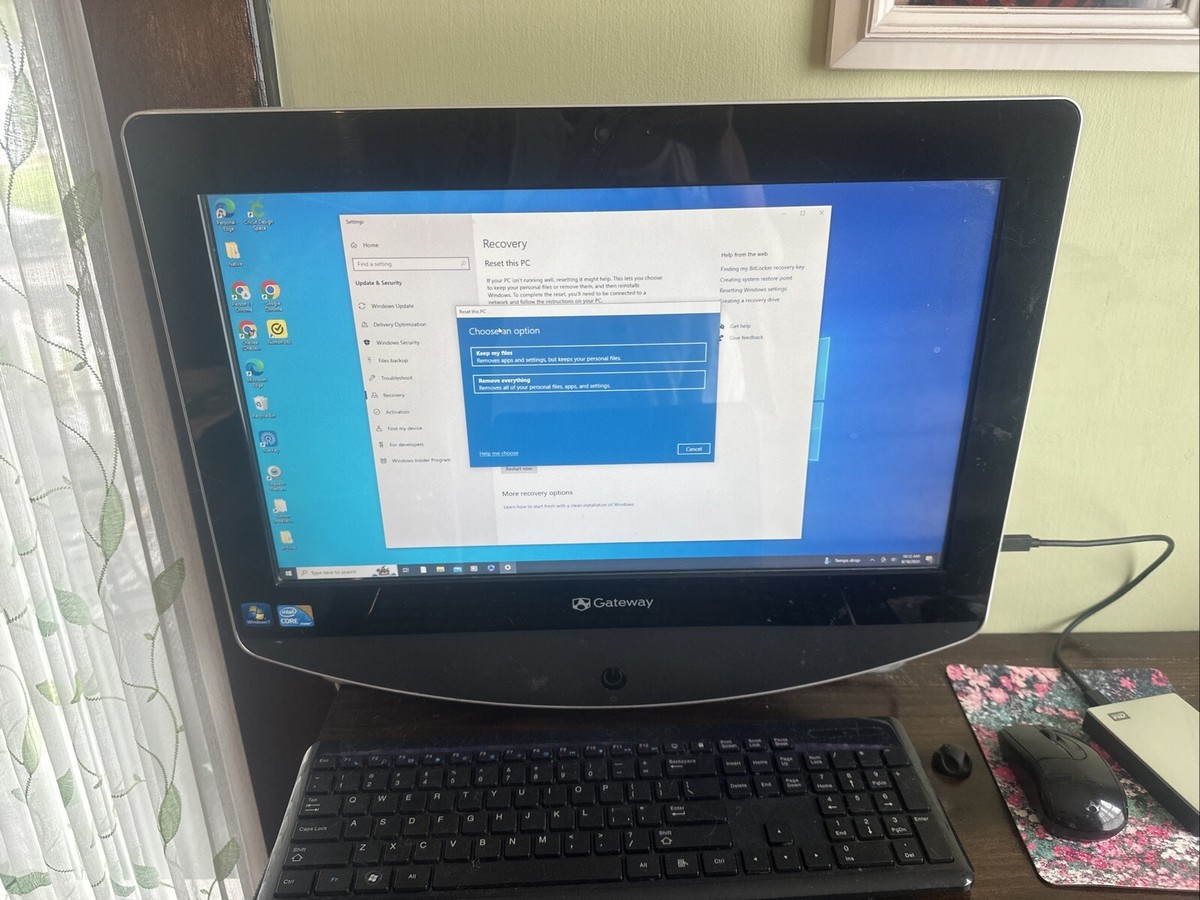 Gateway All-In-One Desktop computer ZX4931-59n Win7 Home Premium