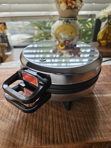Vitantonio Mickey Mouse Waffle Maker | eBay