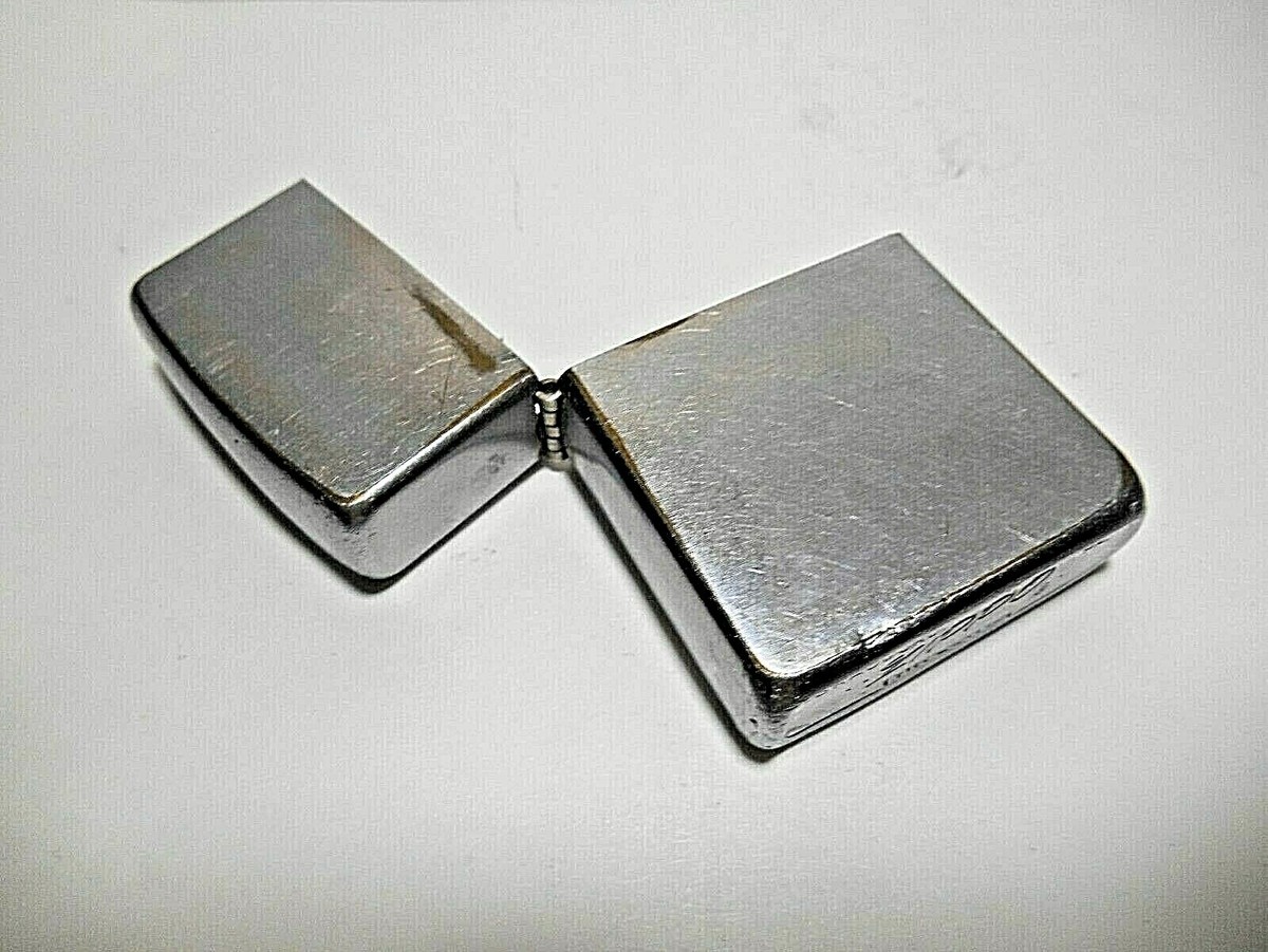 VINTAGE ZIPPO 1962 PAT #2517191 CIGARETTE LIGHTER PLAIN EMPTY