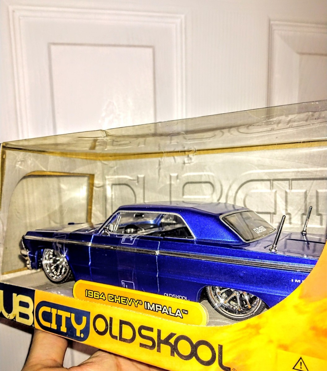 Jada Toy Dub City OldSkool 1:24 Scale 1964 Chevy Impala Model Blue