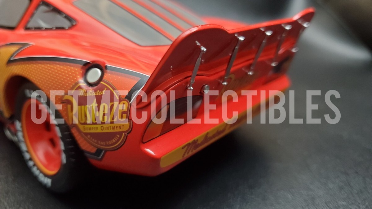 DISNEY PIXAR CARS SCHUCO 1:18 SCALE LIGHTNING MCQUEEN LE 2400/2500