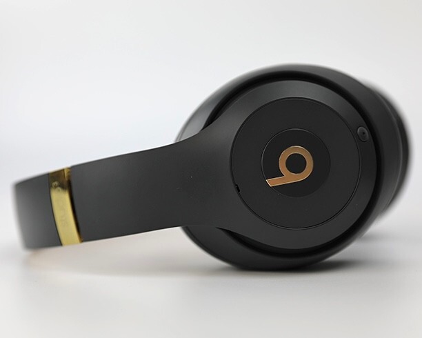 NEW SEALED - Beats Studio3 Wireless Skyline Collection Headphones