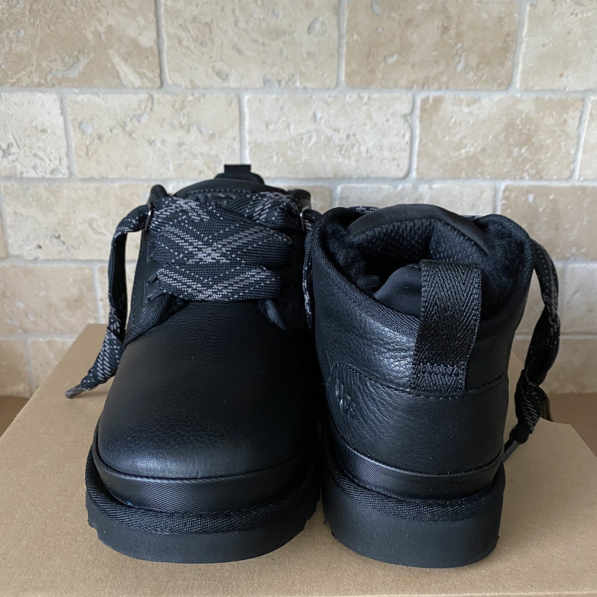 UGG NEUMEL FT BLACK LEATHER FUR SUEDE CHUKKA ANKLE BOOTS SHOES