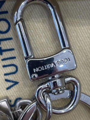 Louis Vuitton Novelty Silver Spaceman Astronaut Key ring wz