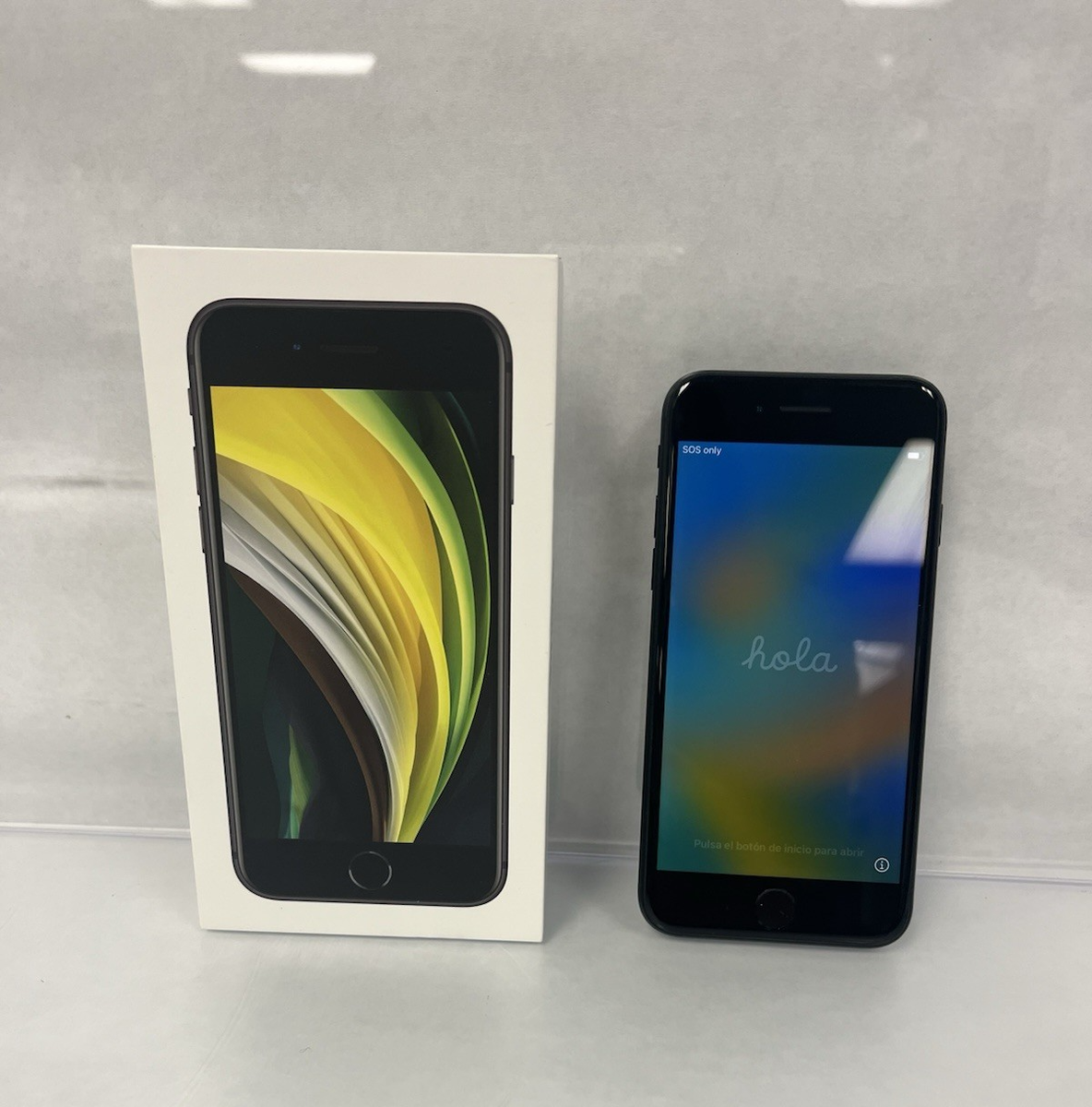 iPhone SE 64GBMHGP3J/ASIMフリーバッテリー81%ブラック iPhone SE