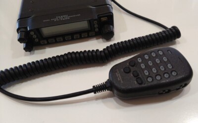 スタンダード⁄ヤエス FT-7800 (デュアルバンドFM)トランシーバー 中古