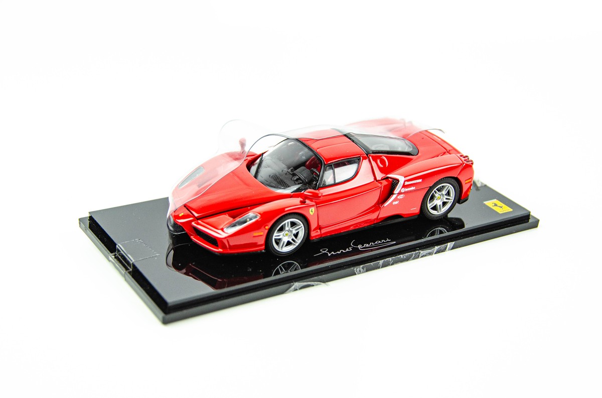 Kyosho 1/43 Ferrari Enzo Test Car Red Diecast Model Car - Very