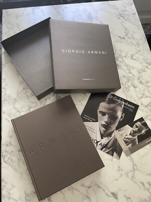 RARE DELUXE LTD ED Giorgio Armani Guggenheim FABRIC CLAMSHELL BOX