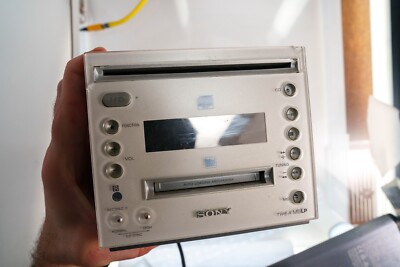 SONY HCD-C5 MiniDisc/CD Compact Stereo System [HU2] [FOR PARTS