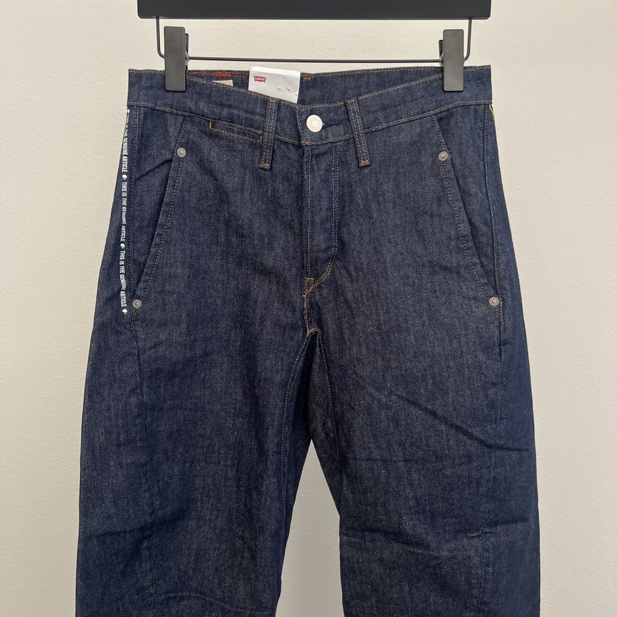 RARE LEVIS 570 ENGINEERED LOOSE BAGGY TAPER JEANS NWT 26 X 30 VERY