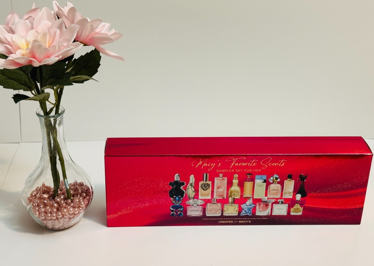 Holiday Macy's 18-Pc. Favorite Scents Sampler Discovery Set For