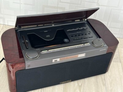 Sony Celebrity D-3000 CD Radio Giugiaro w/Box Remote Serviced