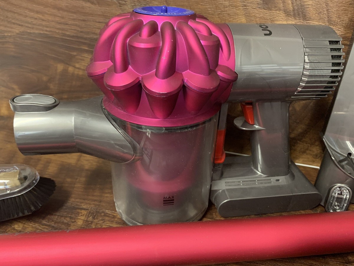 Dyson V6 Motorhead Vacuum W/ 6 Attachments Charger and Dock. | eBay