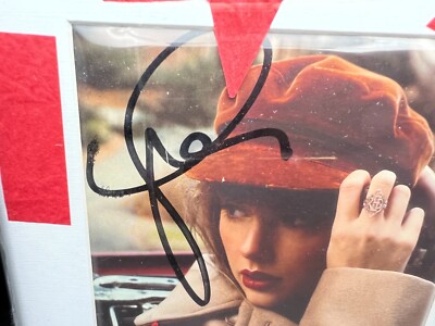 Taylor Swift Signed Autograph Red (Taylor's Version) CD Album