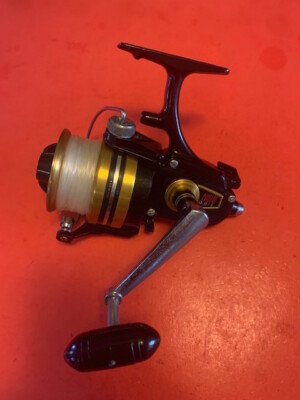 VINTAGE PENN SPINFISHER 650SS SPINNING REEL WORKS GREAT L@@KEE L